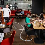 Ibis Centre Bastide Bordeaux