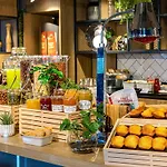 ホテル Ibis Centre Bastide ボルドー