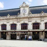 ホテル Ibis Centre Bastide ボルドー