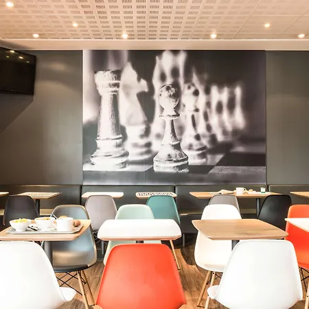 Hotel Ibis Centre Bastide Burdeos