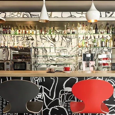 Ibis Centre Bastide Hotel 3*