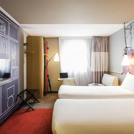 Ibis Centre Bastide Bordeaux