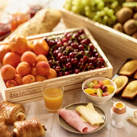 Ibis Centre Bastide Hotel 3*