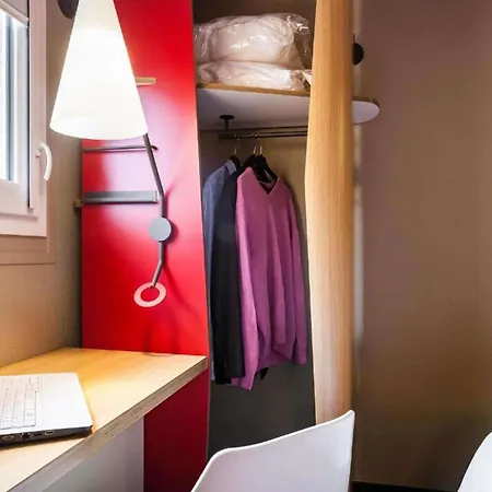 Hotel Ibis Centre Bastide Bordeaux
