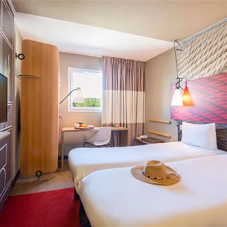 Hotel Ibis Centre Bastide Bordeaux
