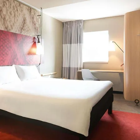 Hotel Ibis Centre Bastide 3*