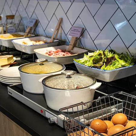 Ibis Centre Bastide Otel Bordeaux