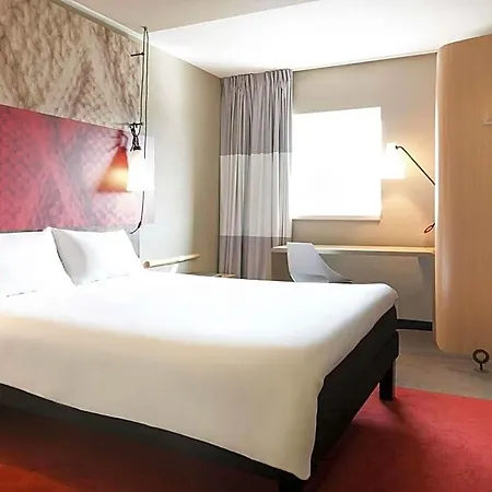 ホテル Ibis Centre Bastide 3*