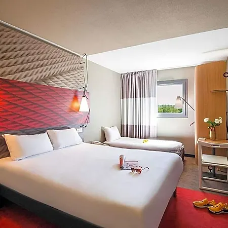 Ibis Centre Bastide ホテル