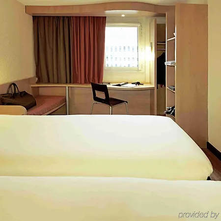 Ibis Centre Bastide 3*