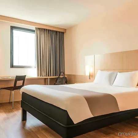 Ibis Centre Bastide Hotel Bordeaux