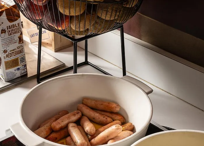 Ibis Centre Bastide מלון 3*