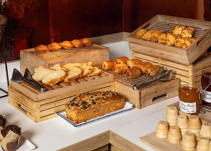 Ibis Centre Bastide מלון 3*