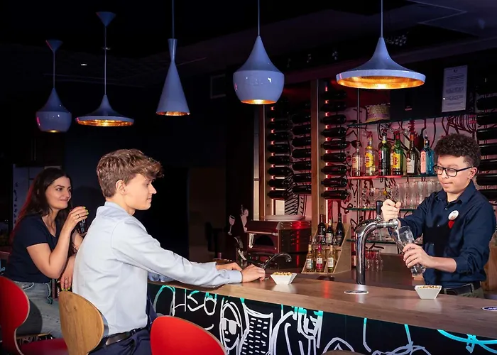 波尔多中心巴斯蒂德宜必思酒店 3* 波尔多