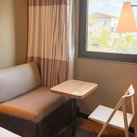 Ibis Centre Bastide Hotell Bordeaux