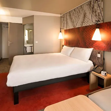 Hotell Ibis Centre Bastide Bordeaux