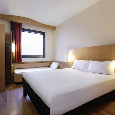 Hotell Ibis Centre Bastide Bordeaux