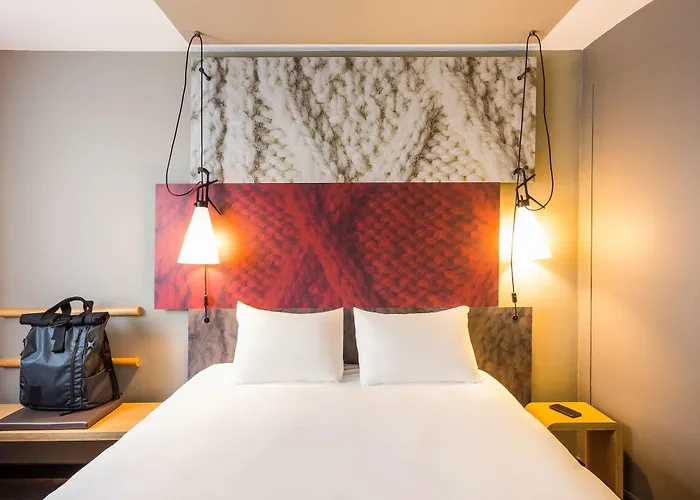 Ibis Centre Bastide 3* Бордо