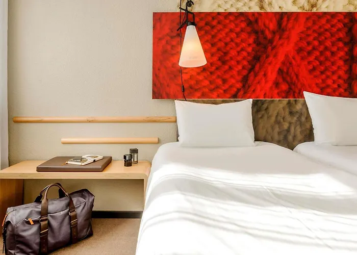 Ibis Centre Bastide 호텔 3*