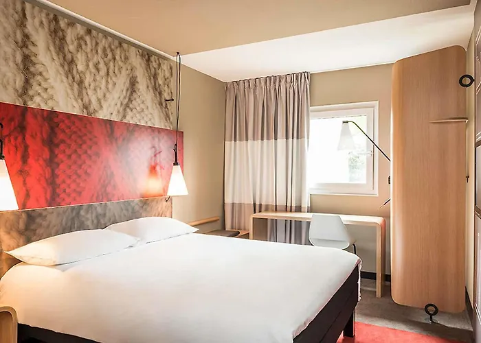 Отель Ibis Centre Bastide