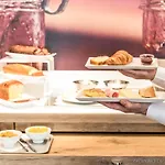 Отель Ibis Centre Bastide Бордо