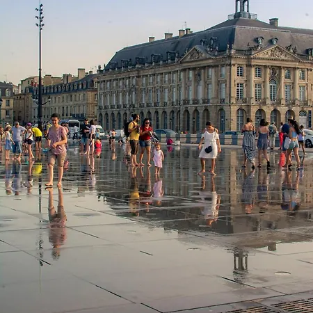 Hotel Ibis Centre Bastide Bordeaux