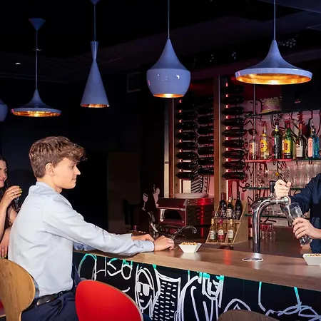 Ibis Centre Bastide 3*