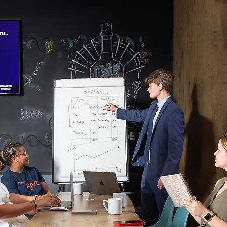 波尔多中心巴斯蒂德宜必思酒店 酒店 波尔多